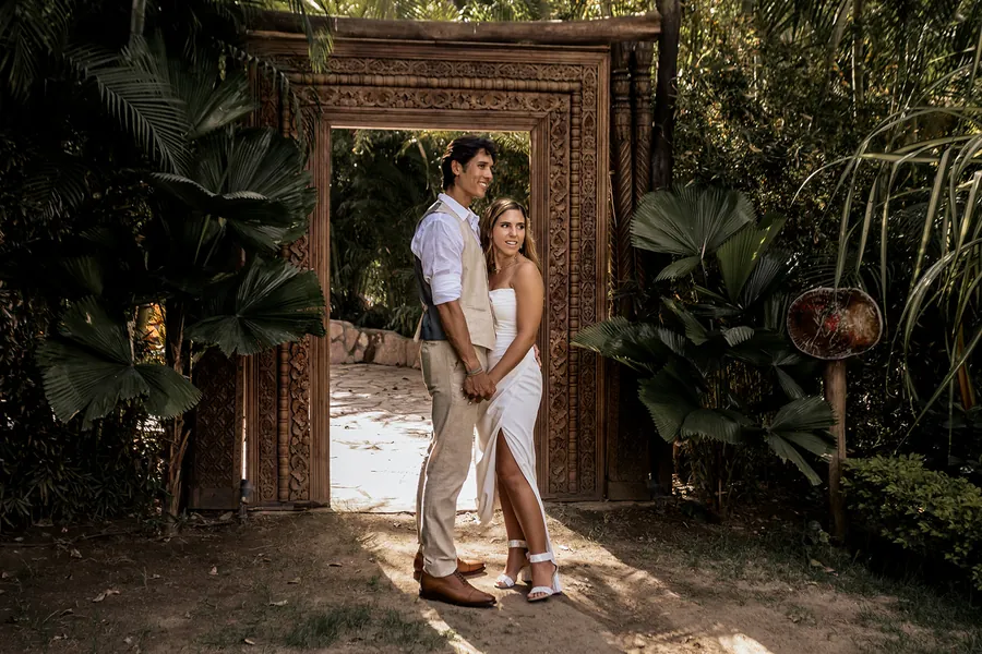 Boda en la playa en Don Pedro's Palapa, Sayulita, Nayarit, México
