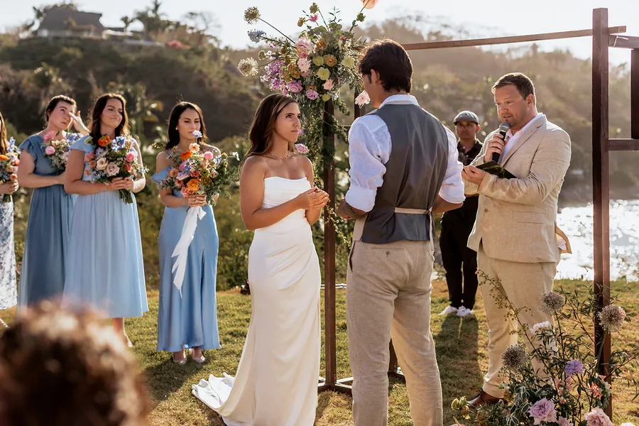 Boda en la playa en Don Pedro's Palapa, Sayulita, Nayarit, México