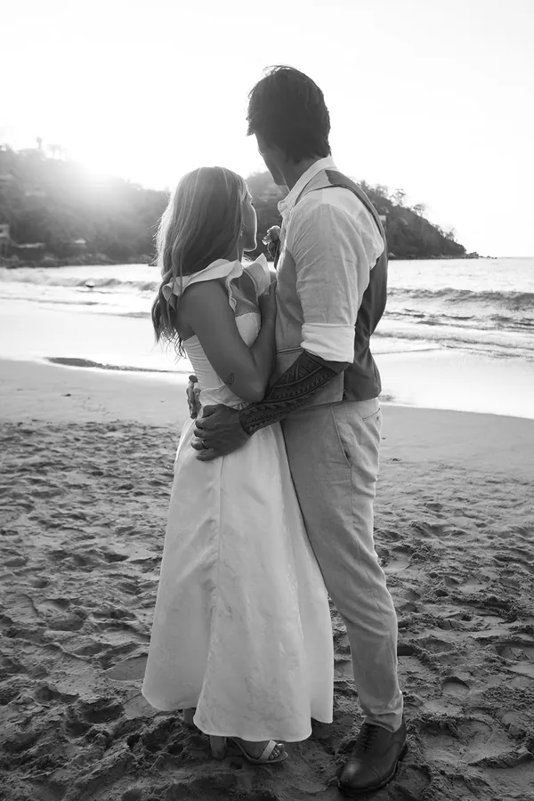 Boda en la playa en Don Pedro's Palapa, Sayulita, Nayarit, México