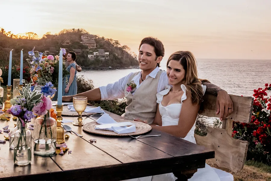 Boda en la playa en Don Pedro's Palapa, Sayulita, Nayarit, México