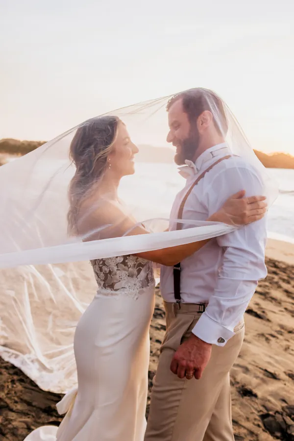 Boda frente al mar en Flor de Playa, Sayulita, Nayarit, México